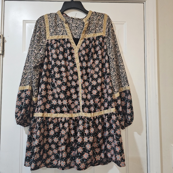 Entro velvet trim,boho peasant looking dress size small - Picture 1 of 12